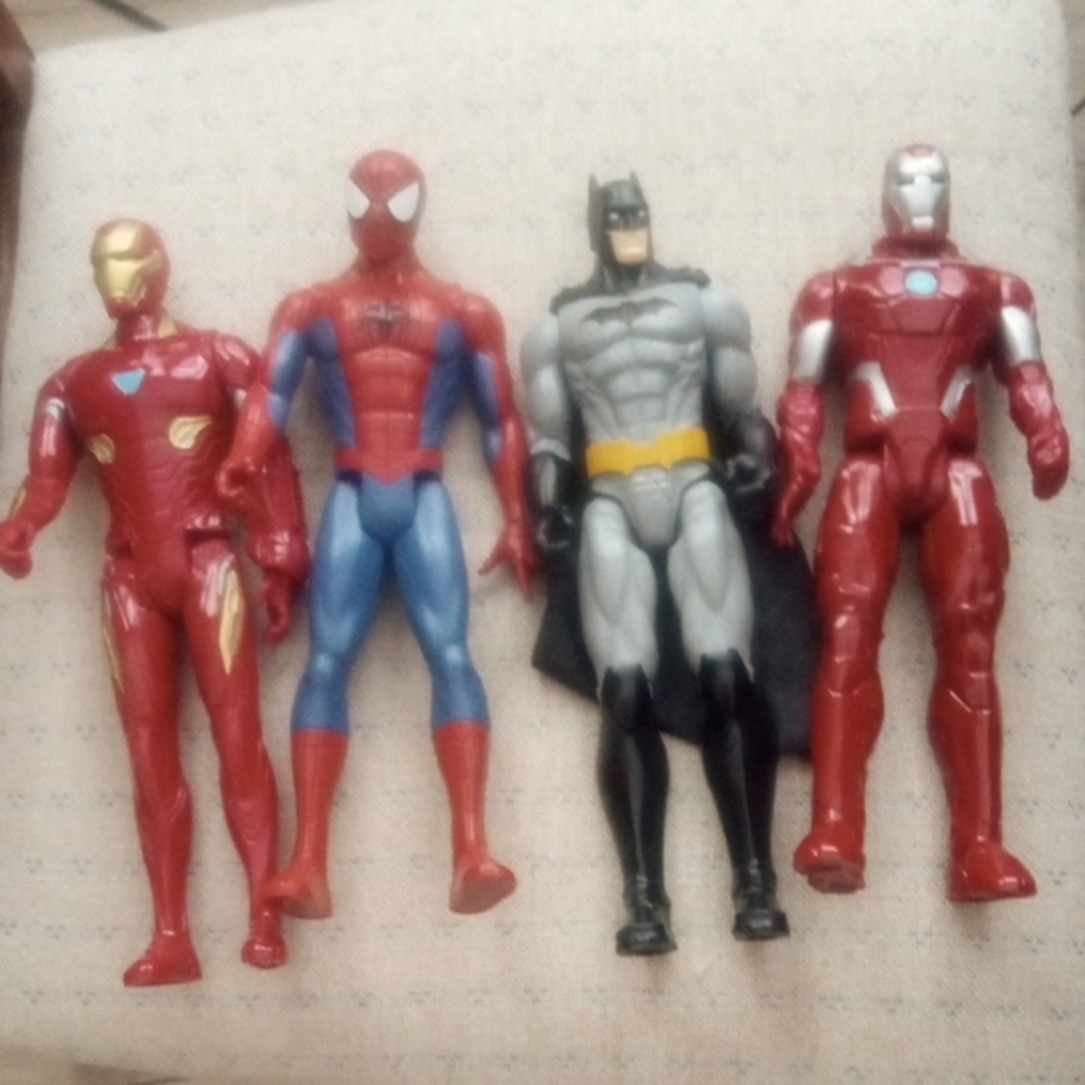 Marvel and DC Action Figures Set